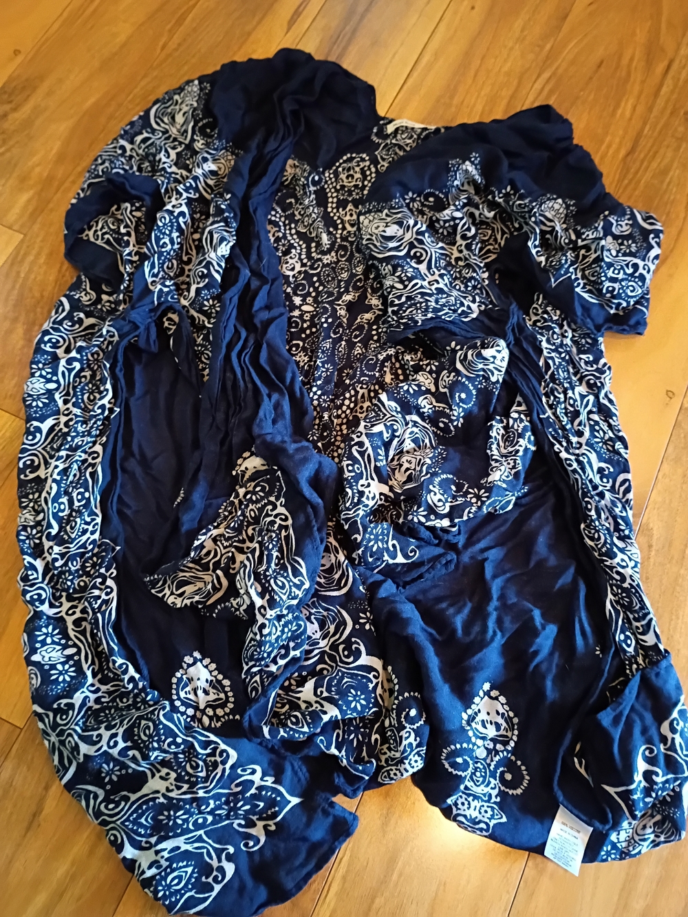 moss rose Navy and White Paisley Wrap Scarf cape OS